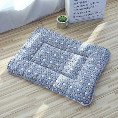 Double-Sided Plush Pet Mat Bed