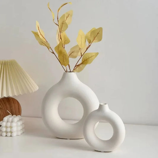 Elegant Spiral White Plastic Vase